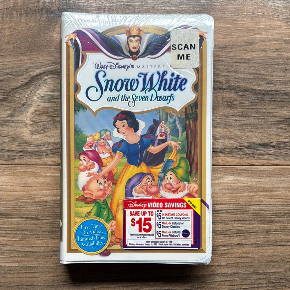 Disney Snow White and the Seven Dwarfs VHS with Colorful Cover